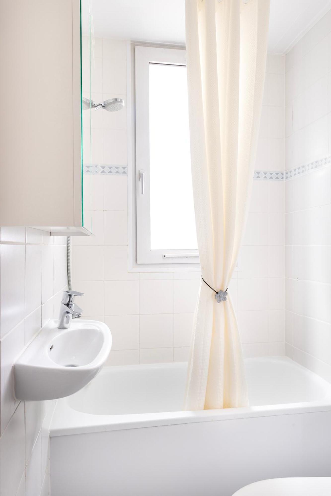 Appart Hotel Residence Courcelle Levallois-Perret Dış mekan fotoğraf
