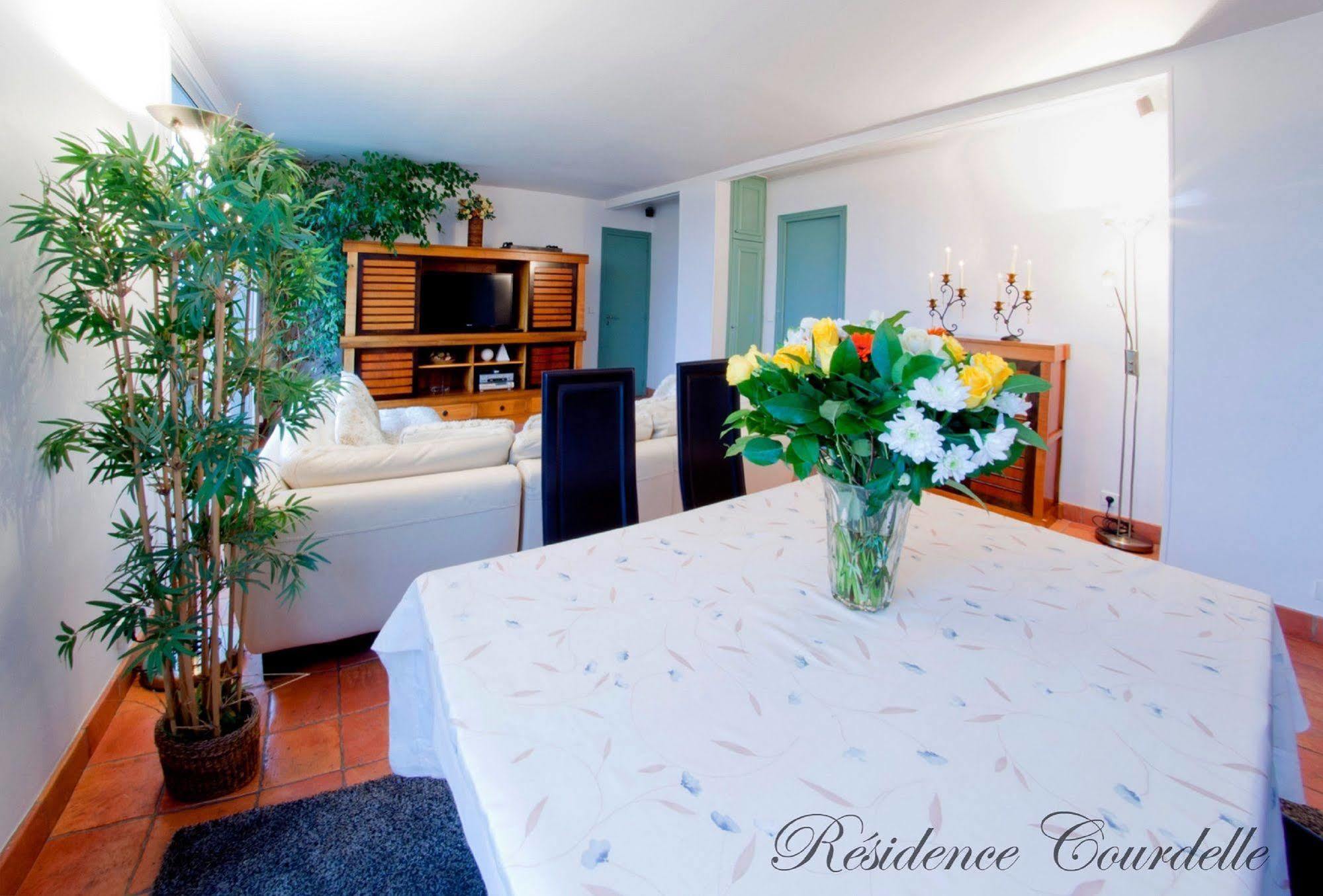 Appart Hotel Residence Courcelle Levallois-Perret Dış mekan fotoğraf
